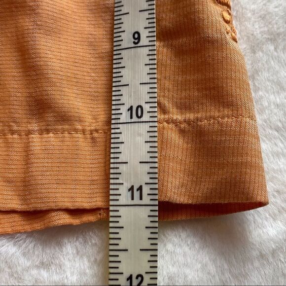 Mountain Hardwear Orange Short Sleeve Button Down Shirt - Picture 13 of 13
